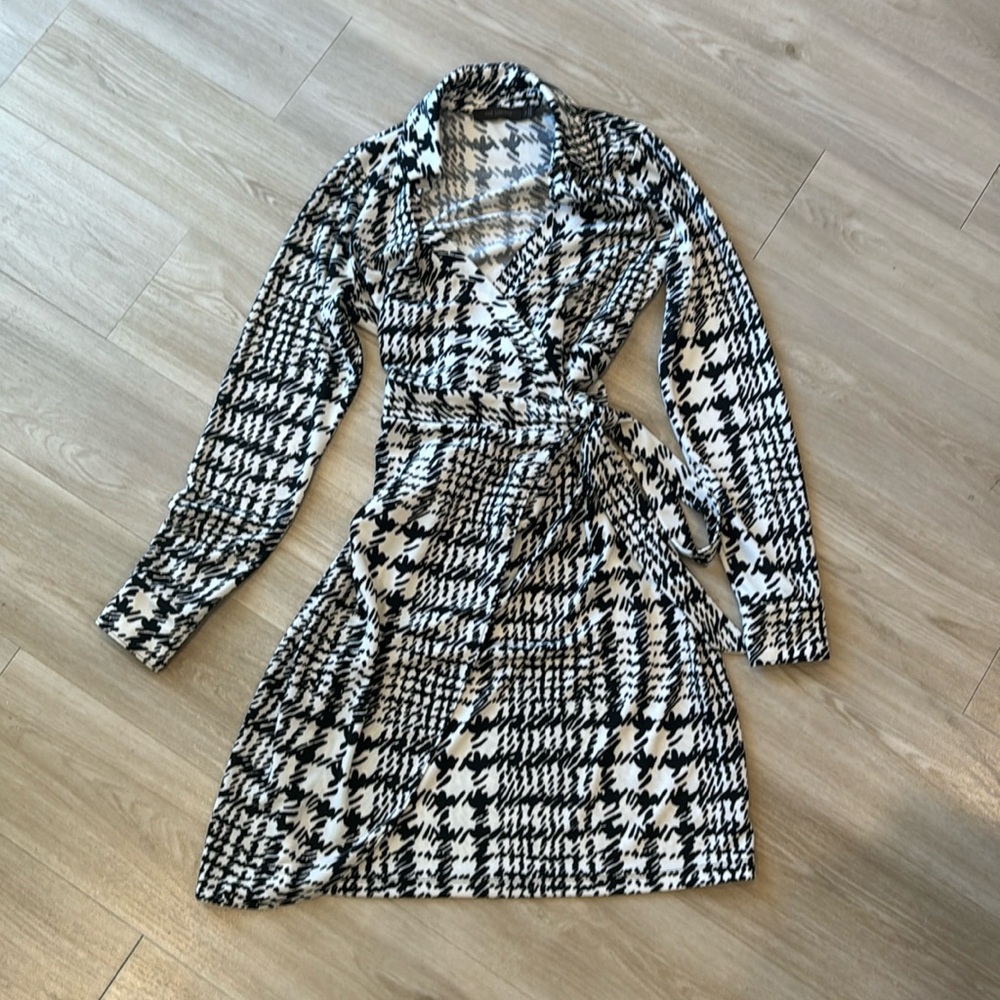 The Limited Houdstooth Wrap Dress S
